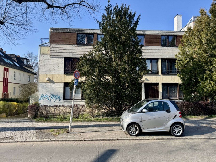 Hausansicht Erdgeschosswohnung Berlin