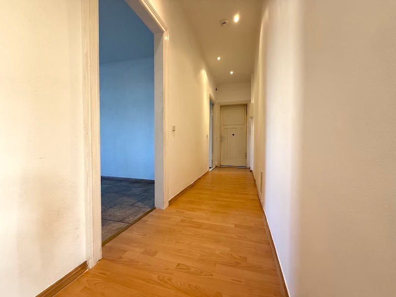 Flur IMG_4614 Etagenwohnung Berlin