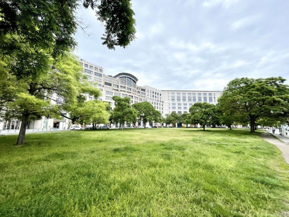 Mall of Berlin Vorplatz Wohnung Berlin