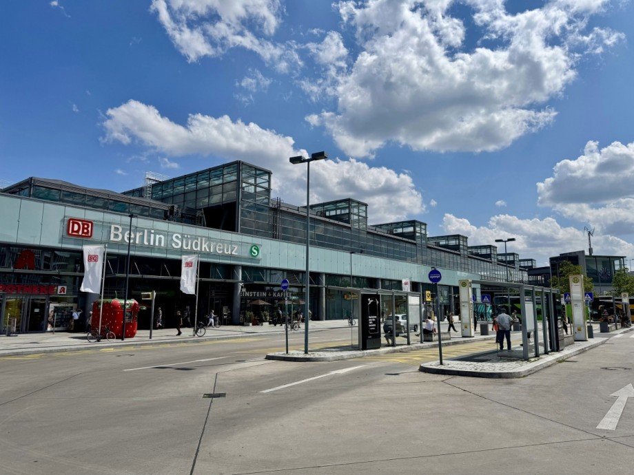 Bahnhof S�dkreuz Erdgeschosswohnung Berlin