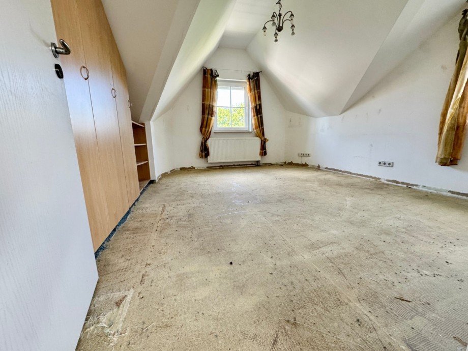 kleines Zimmer OG Einfamilienhaus Liebenwalde