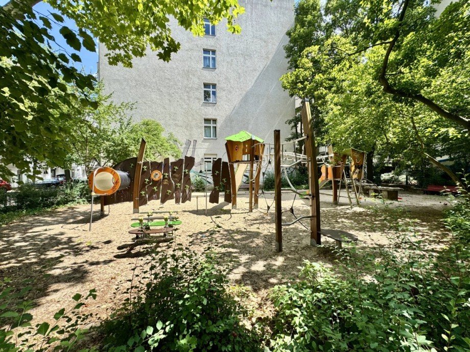 Spielplatz Umgebung Erdgeschosswohnung Berlin