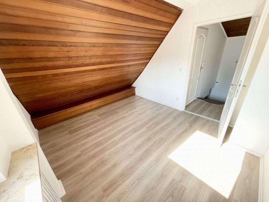 Zimmer 2 1.OG Doppelhaush�lfte Berlin