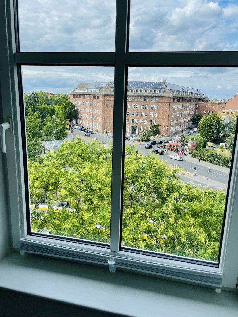 View GSG Sommer Terrassenwohnung Berlin