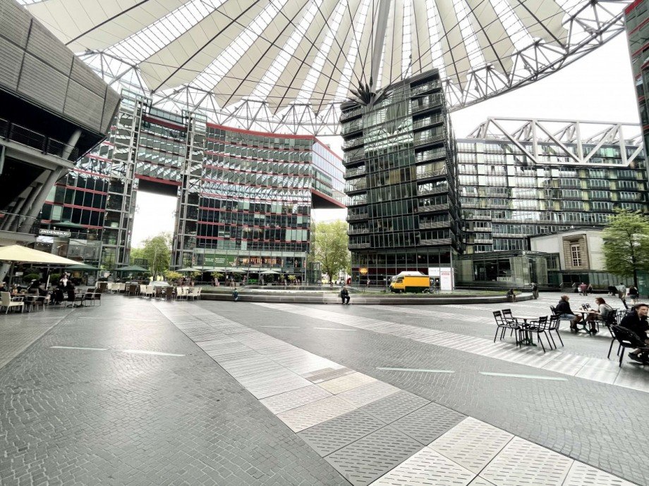 Sony Center Wohnung Berlin