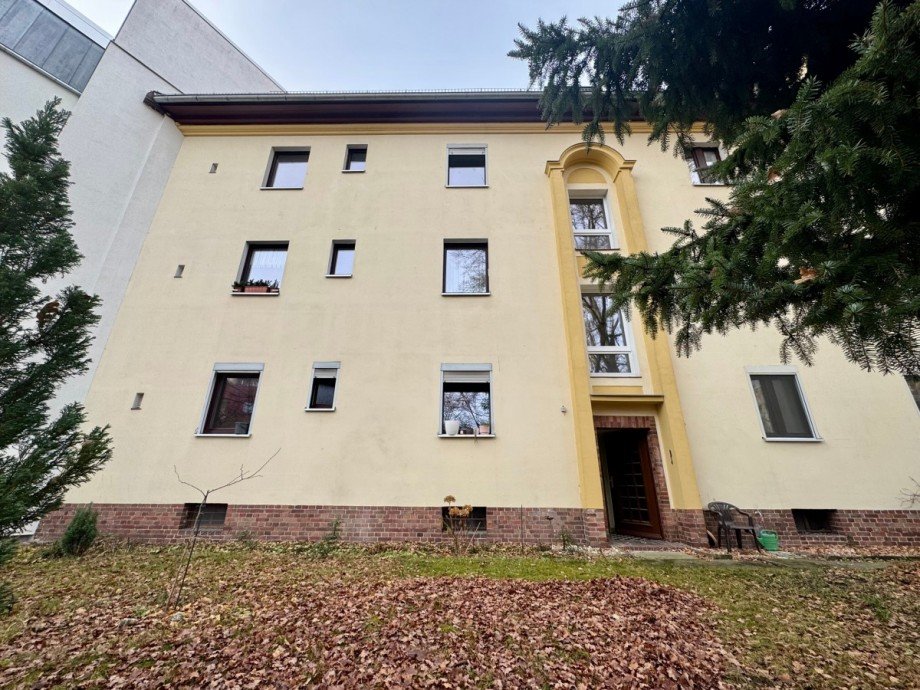 Hausansicht hinten Etagenwohnung Berlin