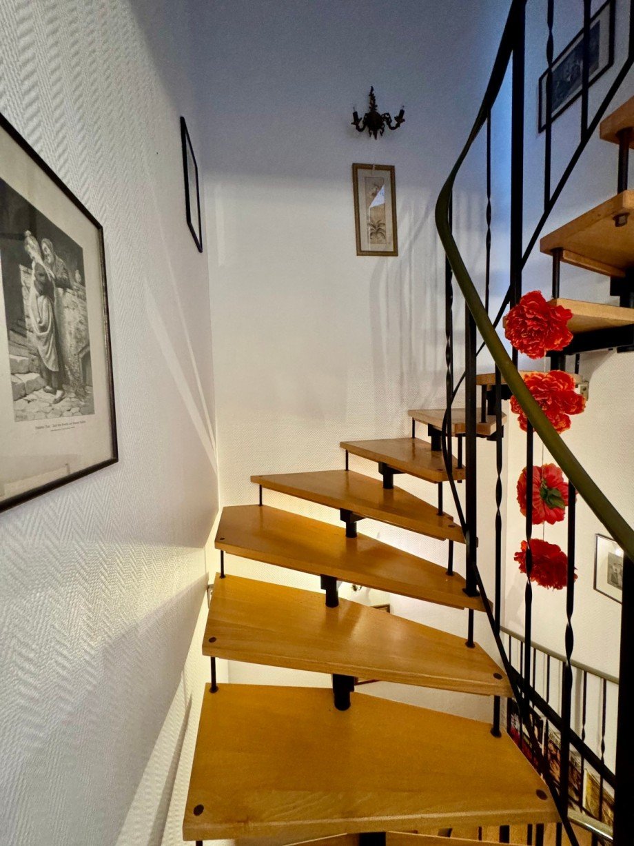 Treppe ins OG Maisonettewohnung Berlin
