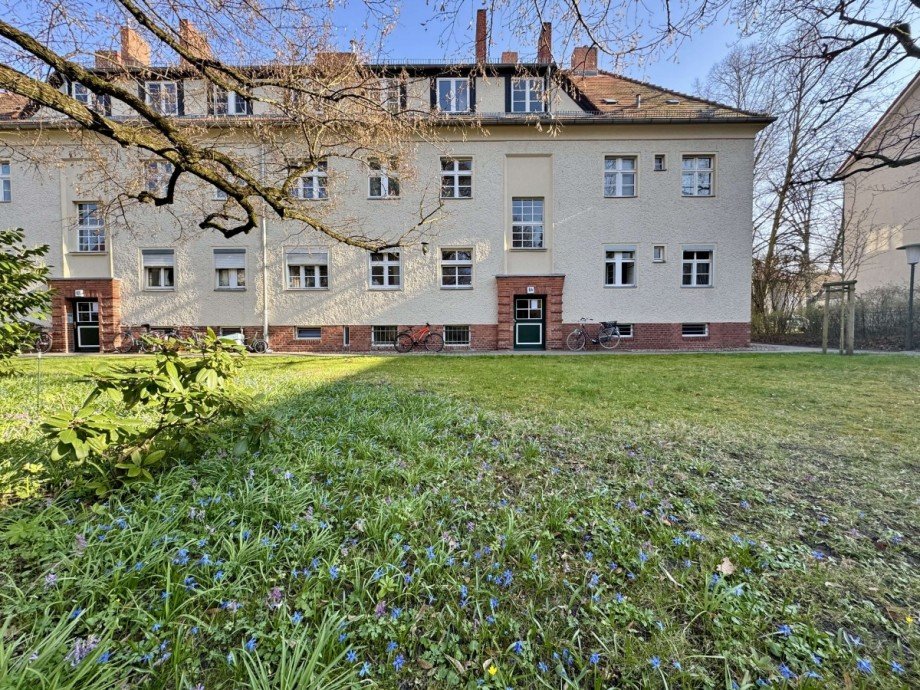 Hausansicht Erdgeschosswohnung Berlin