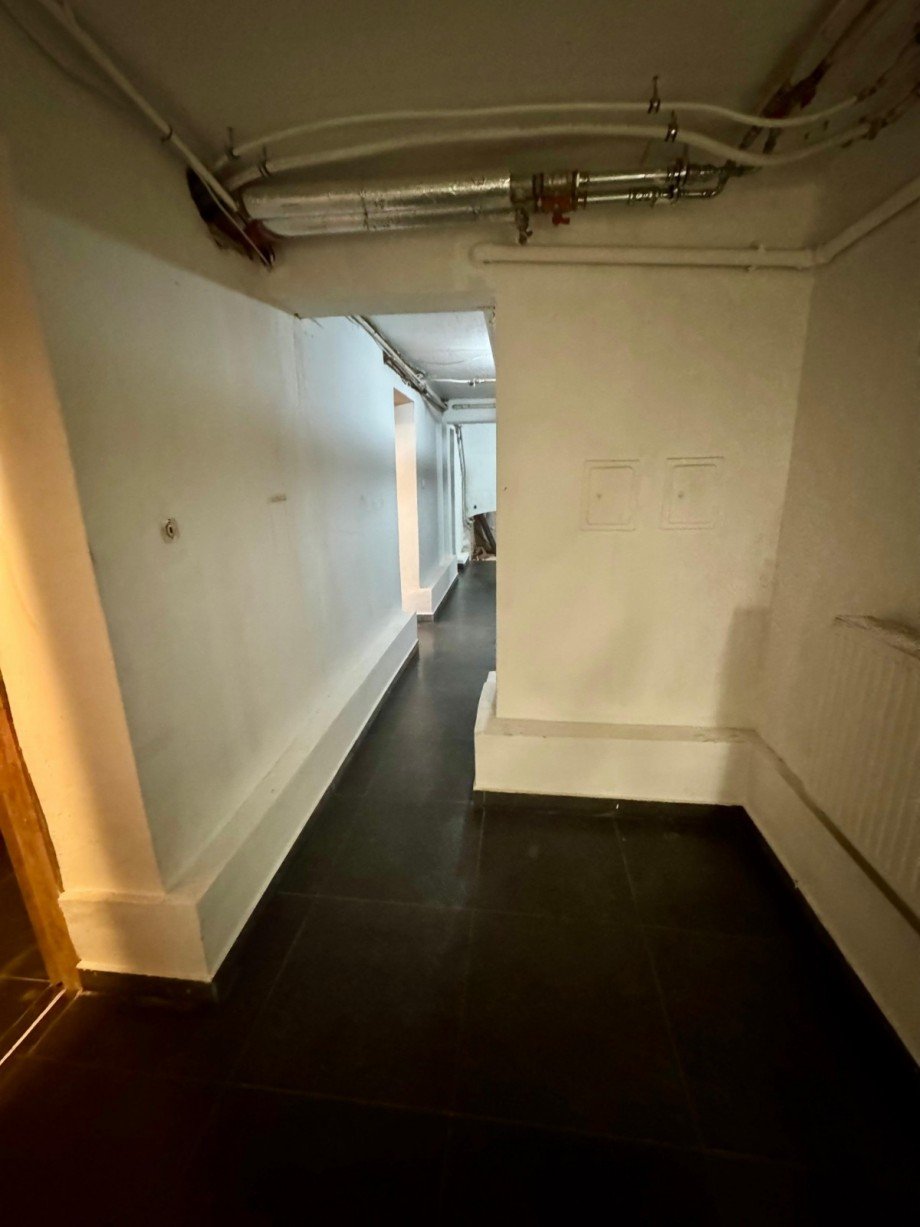 Bild Keller Mehrfamilienhaus Berlin