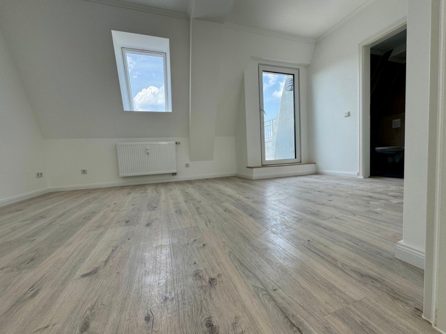 Zimmer 3 5.OG Dachgeschosswohnung Berlin