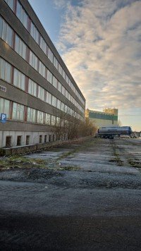 Bild (d3547b1606ed93cf69a7f132a9bbbda2): +++B�rogeb�ude mit Entwicklungspotenzial im Gewerbegebiet Grimmen+++