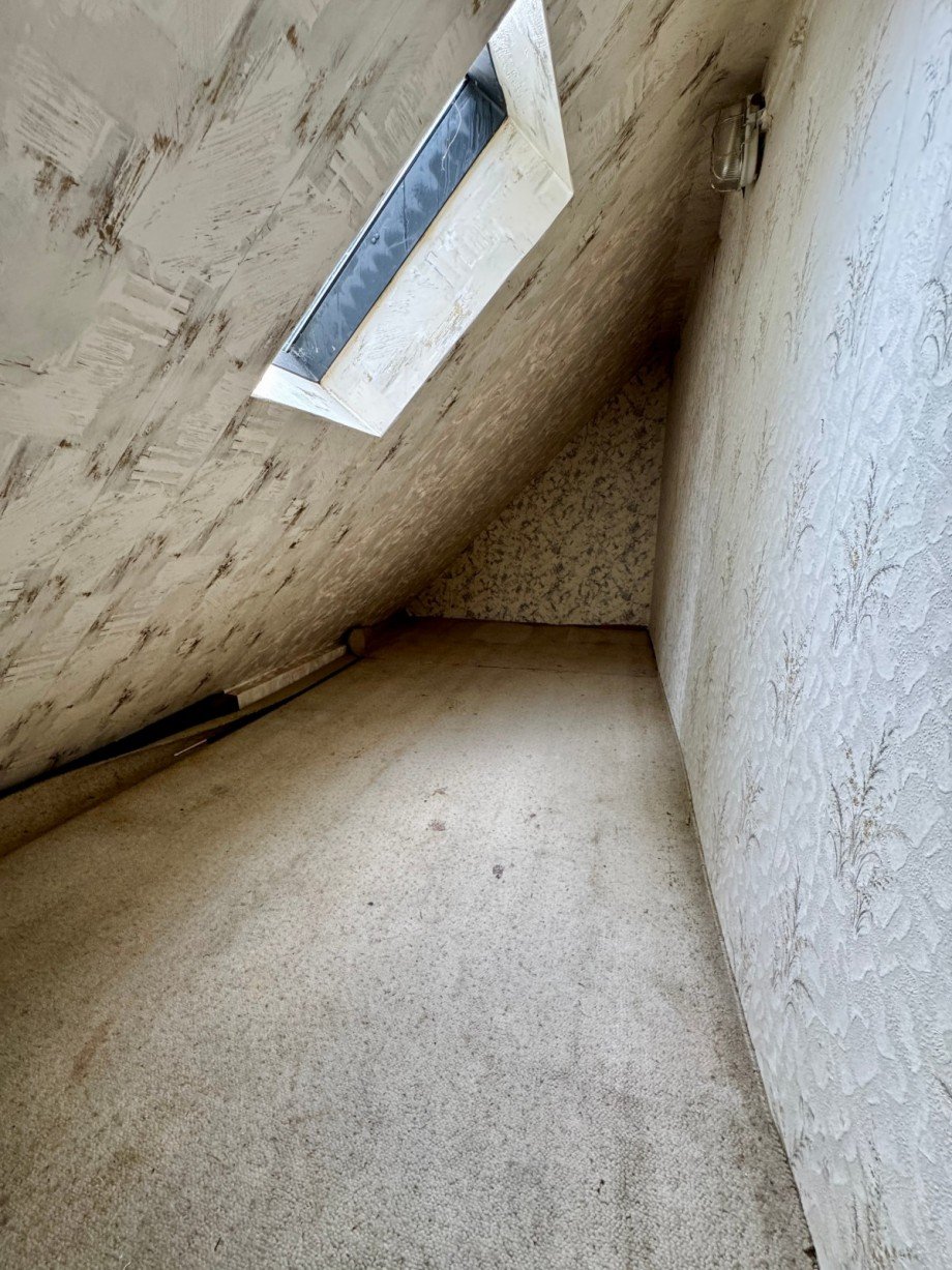Kleiderschrank DG Wohngrundst�ck Berlin