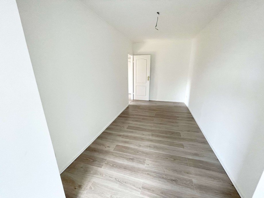 Zimmer 1 1.OG Doppelhaush�lfte Berlin