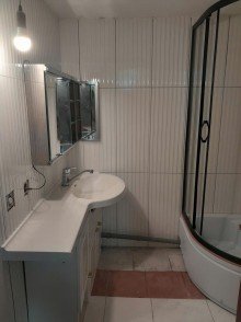 Badezimmer +++Neuer Preis, Mehrfamilienhaus mit Aufstockungspotenzial+++